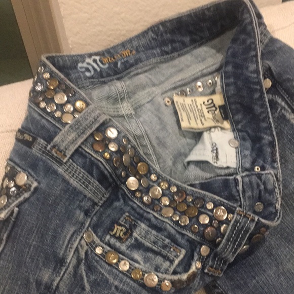 🔥🔥🔥SALE,9 pair miss Me jeans 250$, Or will sell separately. - Picture 7 of 7